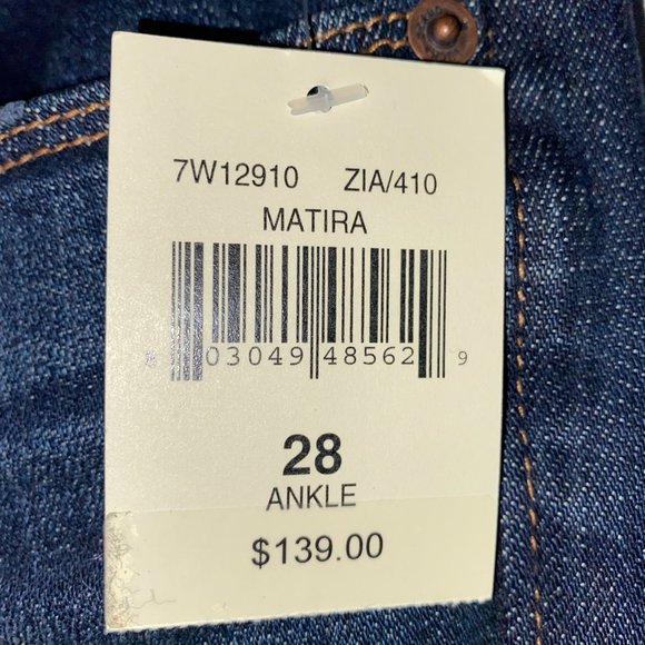 Lucky Brand Sweet Straight Jeans size 6 fits like 8 woman mid rise slim straight - Picture 6 of 8